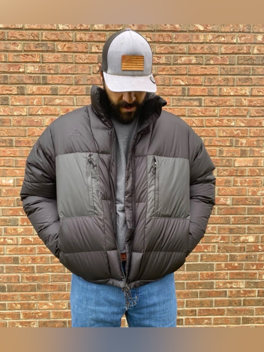 Nike ACG Water Repellent Gortex Down Filled Jacket in Black, Large CD7660-010